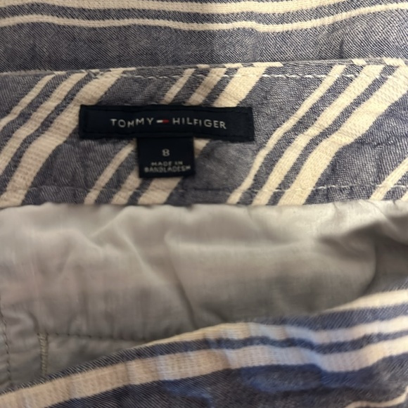 Tommy Hilfiger size 8 striped skirt - Picture 3 of 3